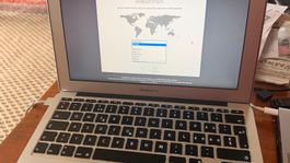MacBook Air , 11Zoll Bildschirm, Baujahr 2015
