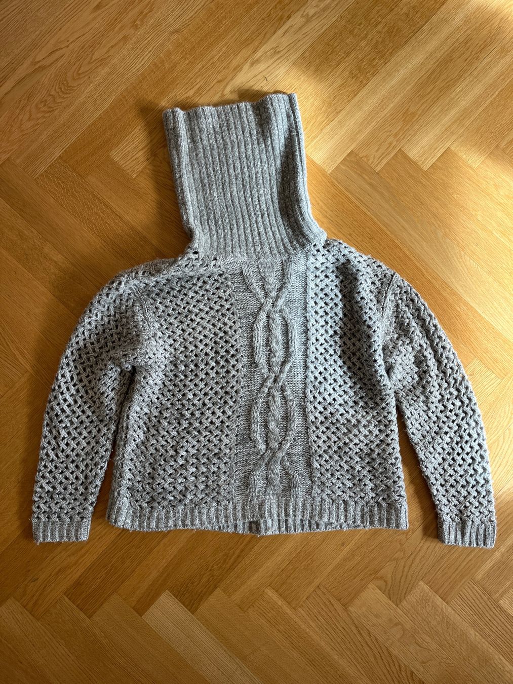 Pullover & Sweatshirts: Rodebjer Pullover Damen Grau Grösse S Wollmix selten – Gebraucht aus Zürich von bretxo 7