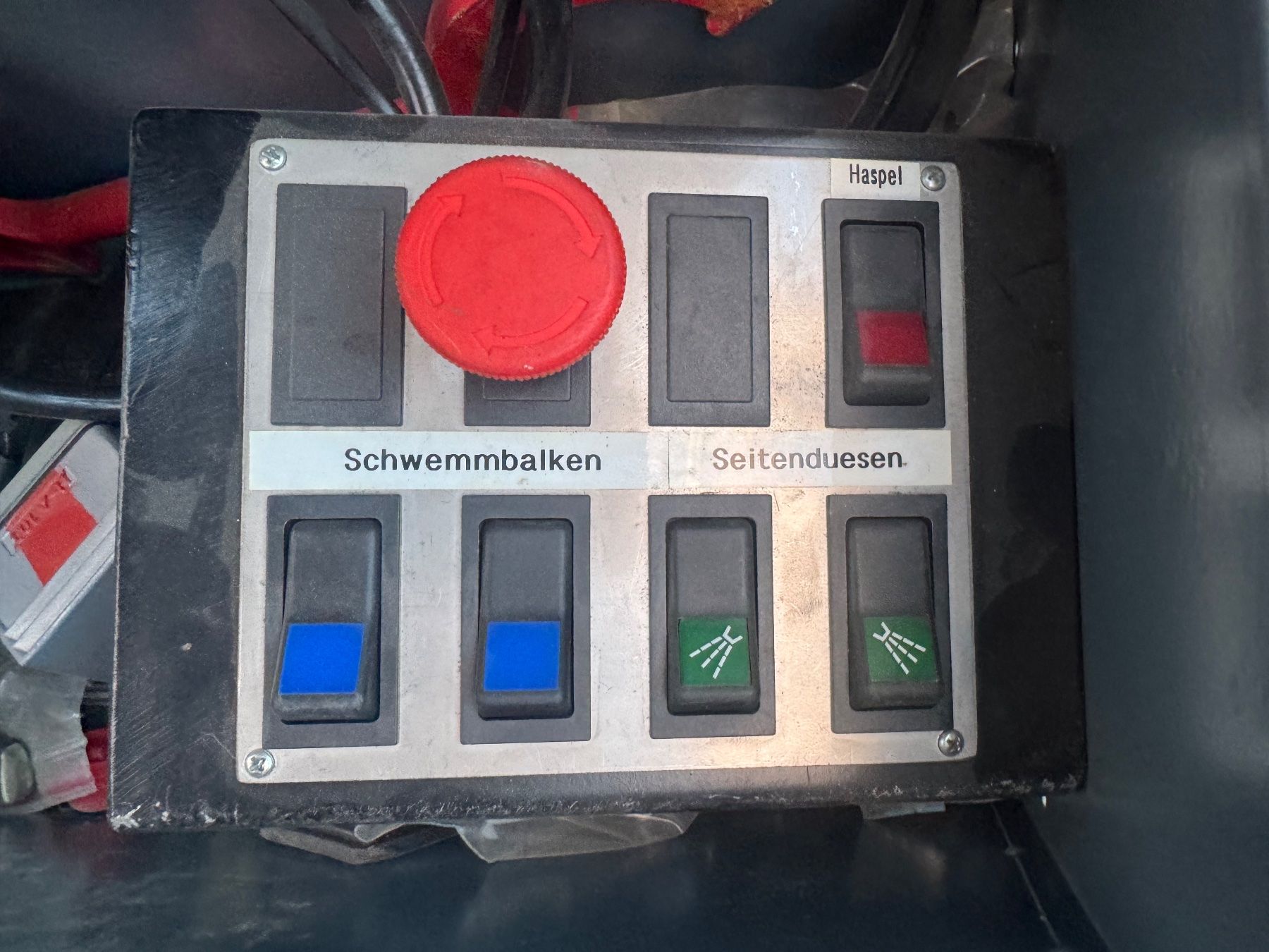 Tutte le macchine: Trilety Waschbalken WBH 35 – Usato da Meiringen venduto da Sgl 9