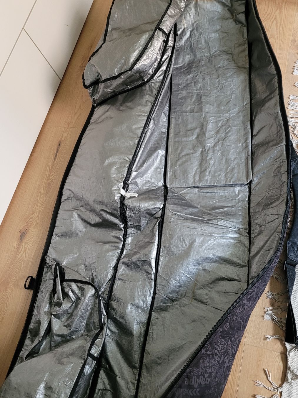Dakine Borse: Dakine Snowboard Rollentasche – Usato da Zürich venduto da Loboso 4