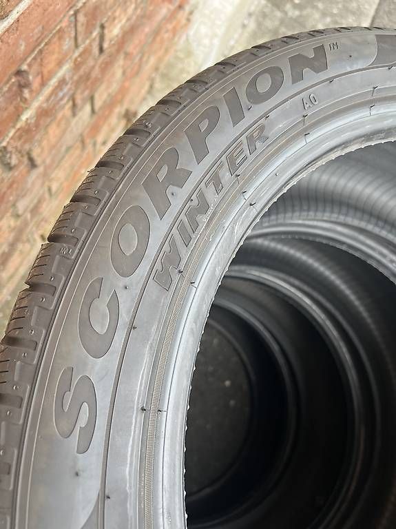 Pneumatici & Ruote complete: 255/45/20 Pirelli Winterreifen  – Usato da Frasnacht venduto da nobloff 4