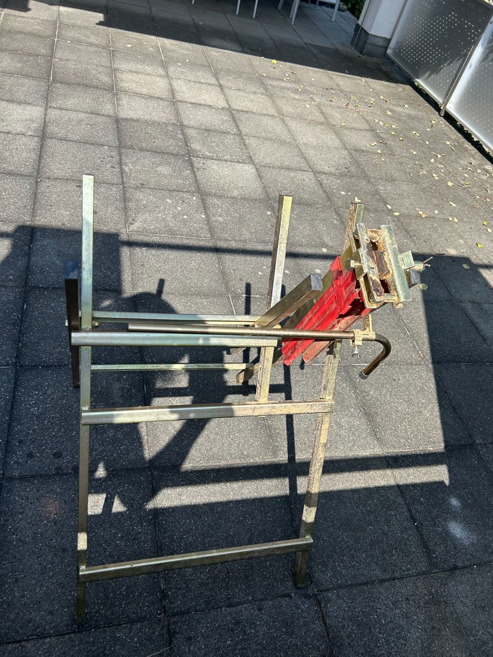 Alle Werkzeuge: Sägebock Metall – Gebraucht aus Root von Mpcshop 2