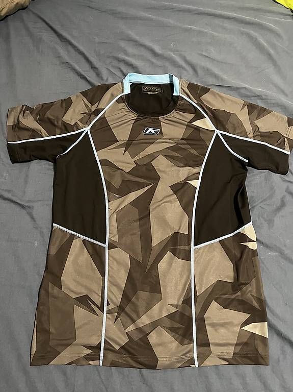 T-shirt: KLIM Shirt – Usato da Urdorf venduto da Rotti69