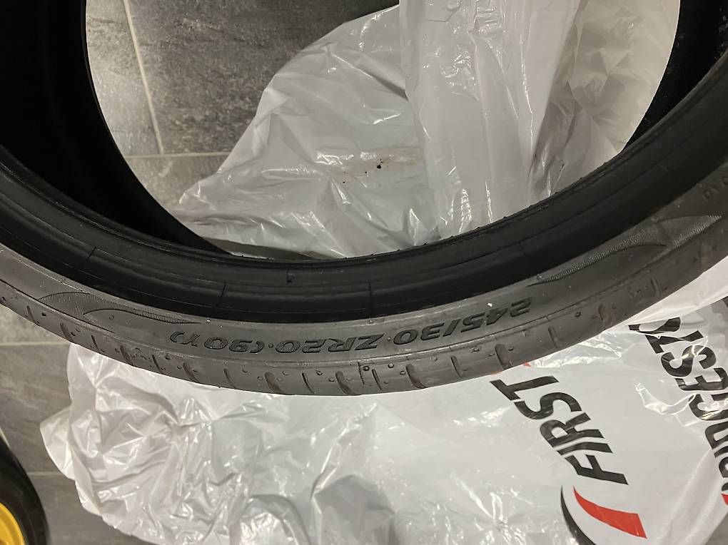 Pneus & Roues: Pirelli P ZERO 245 30 R20 – D'occasion à Menznau par siricius 2
