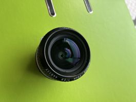Nikon Nikkor 28mm