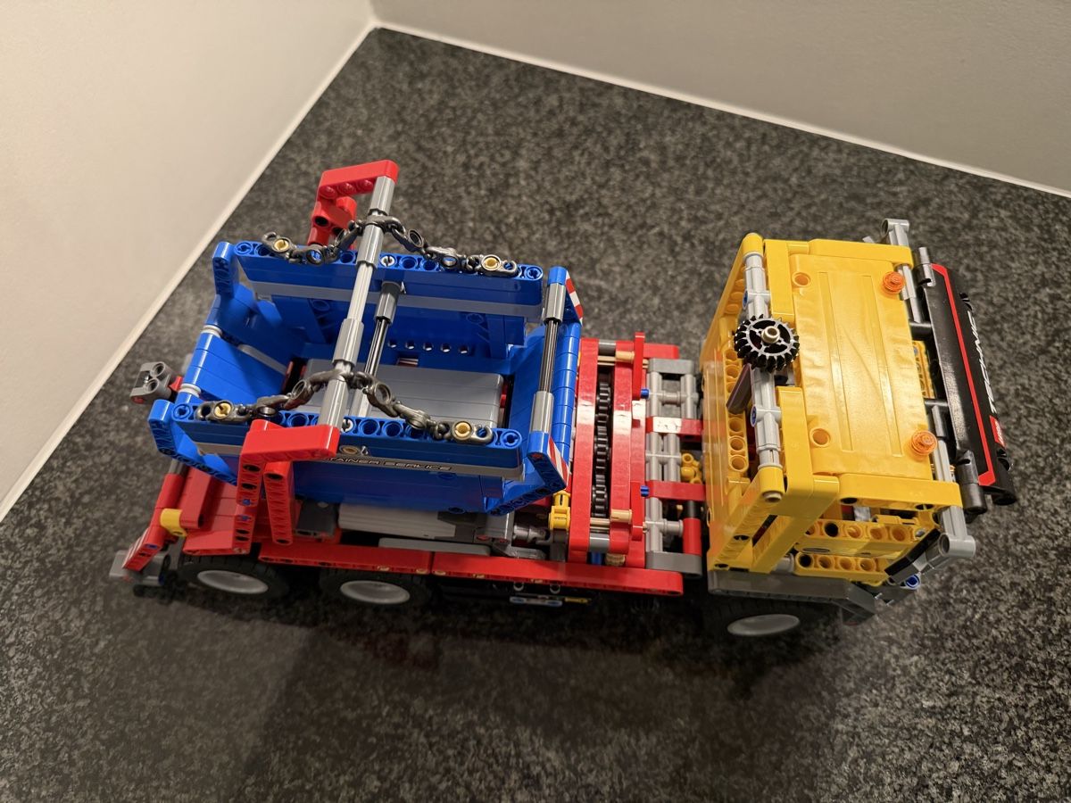 Lego Kit di costruzioni: LEGO Technic 42024 Container Truck – Usato da airolo venduto da unimo78 5