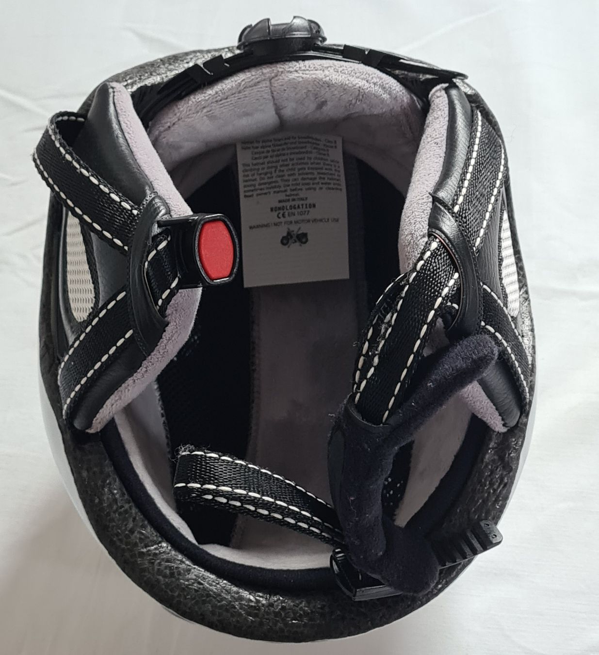 Alpina Casques: Alpina Skihelm weiss mit Muster  – D'occasion à Bottenwil par Bot69 2