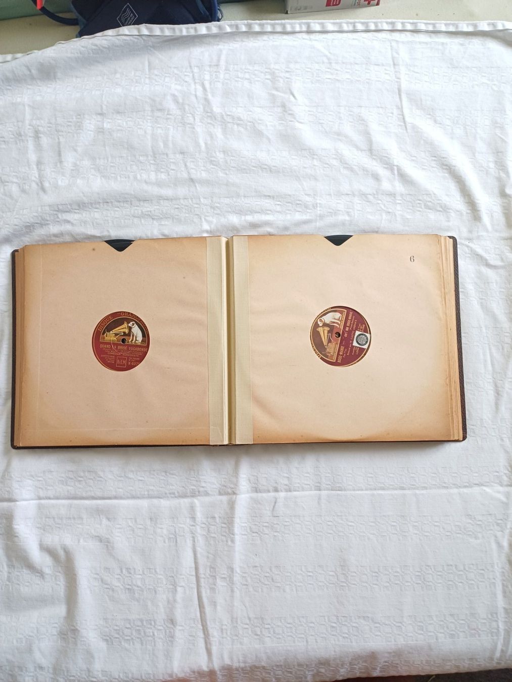 Schallplatten: 1 Album mit 12 Schellackplatten – Gebraucht aus Marly von rol_7mgj 6