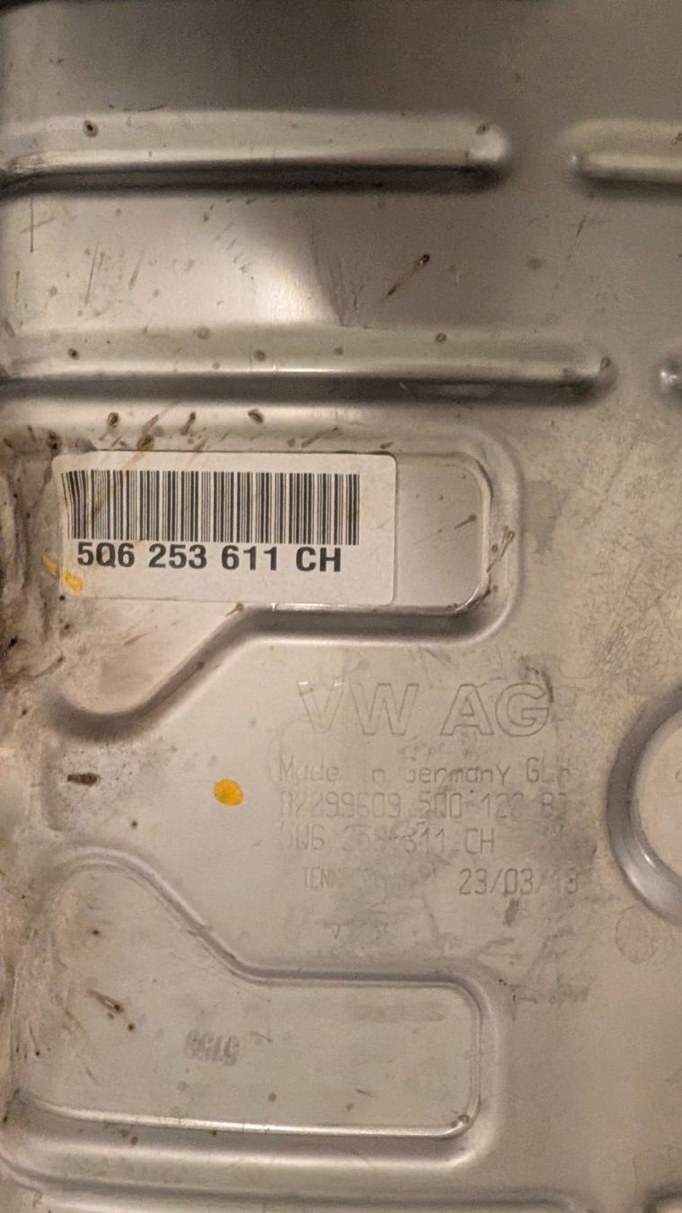 Seat Sistemi di scarico: Marmitta Leon Cupra R 2018 5F – Usato da Ponte Capriasca venduto da ric_dsl6 1