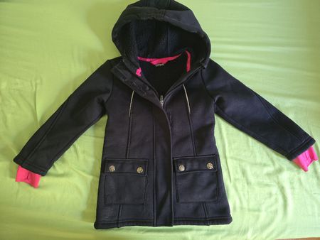 2 Mädchenjacken – Softshell & Steppjacke – Gr. 104–116