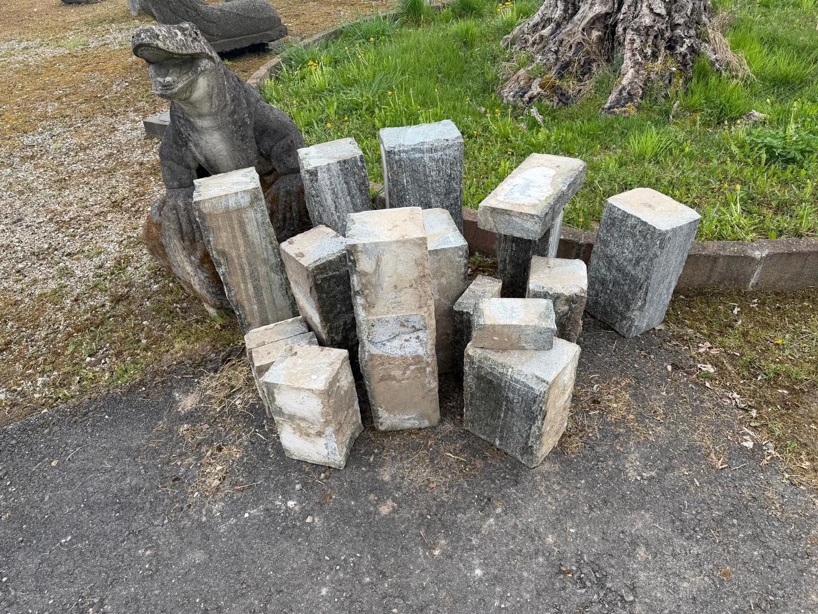 Pietre & tegole: Gebrauchte Mauersteine, sortiert – ca. 2.60 m Mauer – Usato da Ballwil venduto da ClassicGallery-01 9