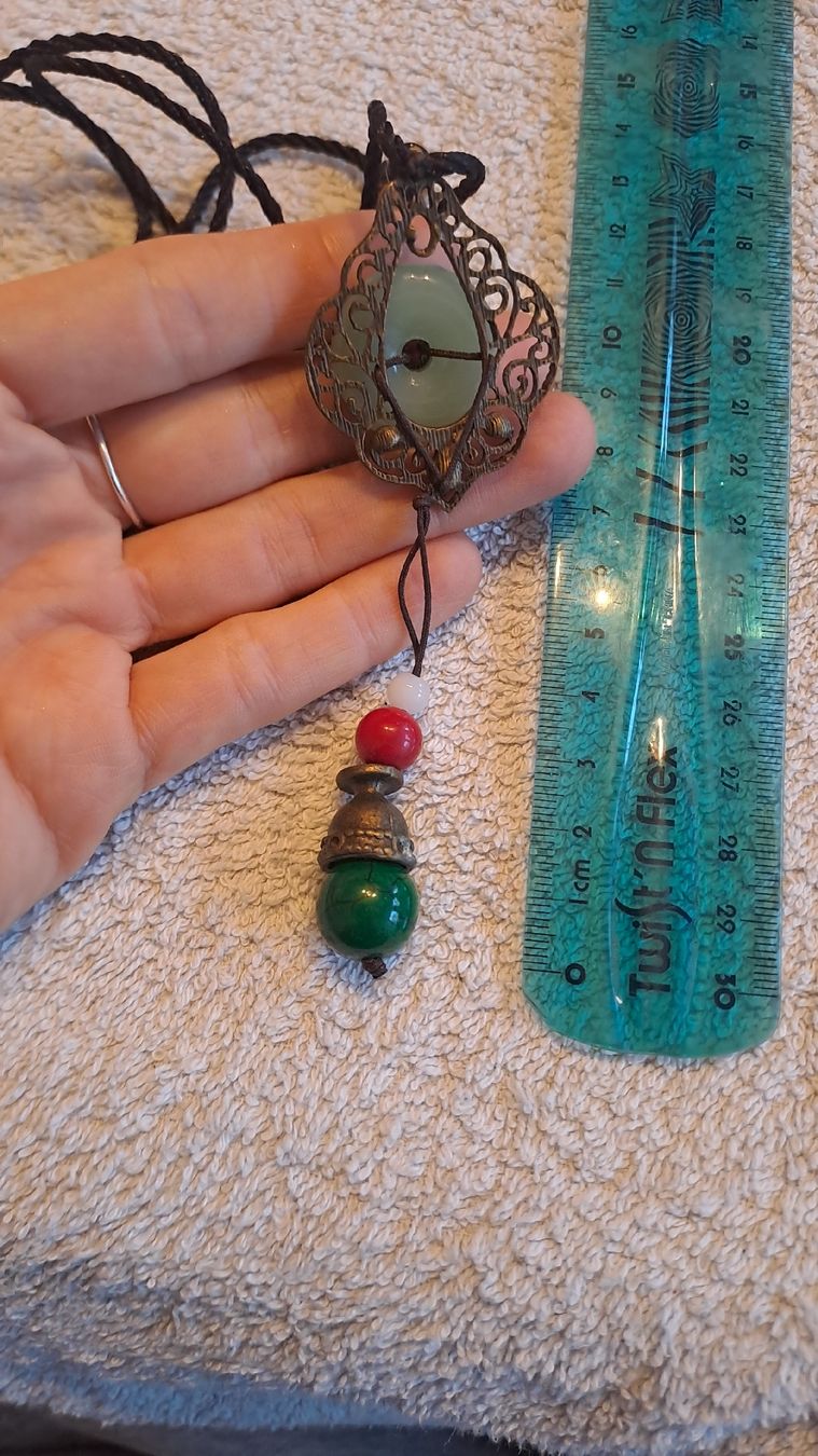 Catenine: collier  longue  pierres naturelles  jade – Usato da Bernex venduto da Dariafr 1
