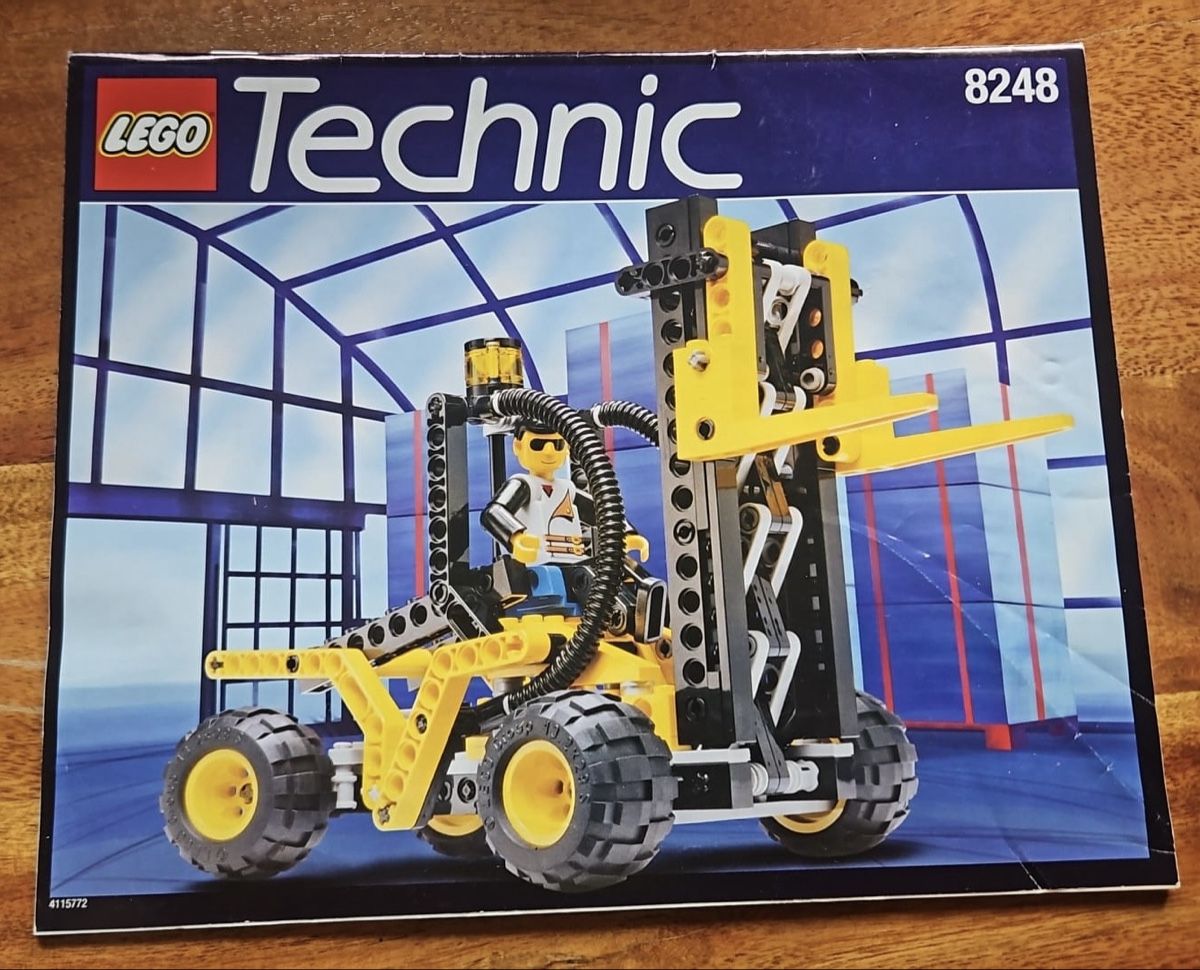 Lego Kit di costruzioni: Lego technic 8248 Forklift – Usato da confignon venduto da chachou79 2
