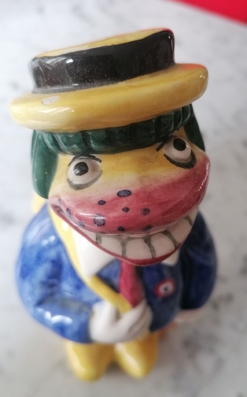Statuette: FASNACHTSFLASCHE RARITÄT – Nuovo (secondo la descrizione) da Pratteln venduto da ThereseZ 3