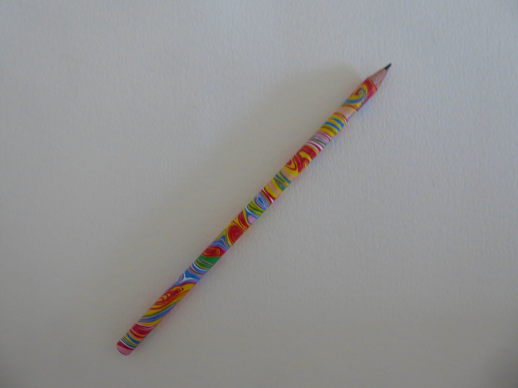 Stifte & Marker: Mehrfarbiger Farbstift, ca. 18cm lang, ca. 7mm dick, neu – Neu (gemäss Beschreibung) aus Turbenthal von Nautop