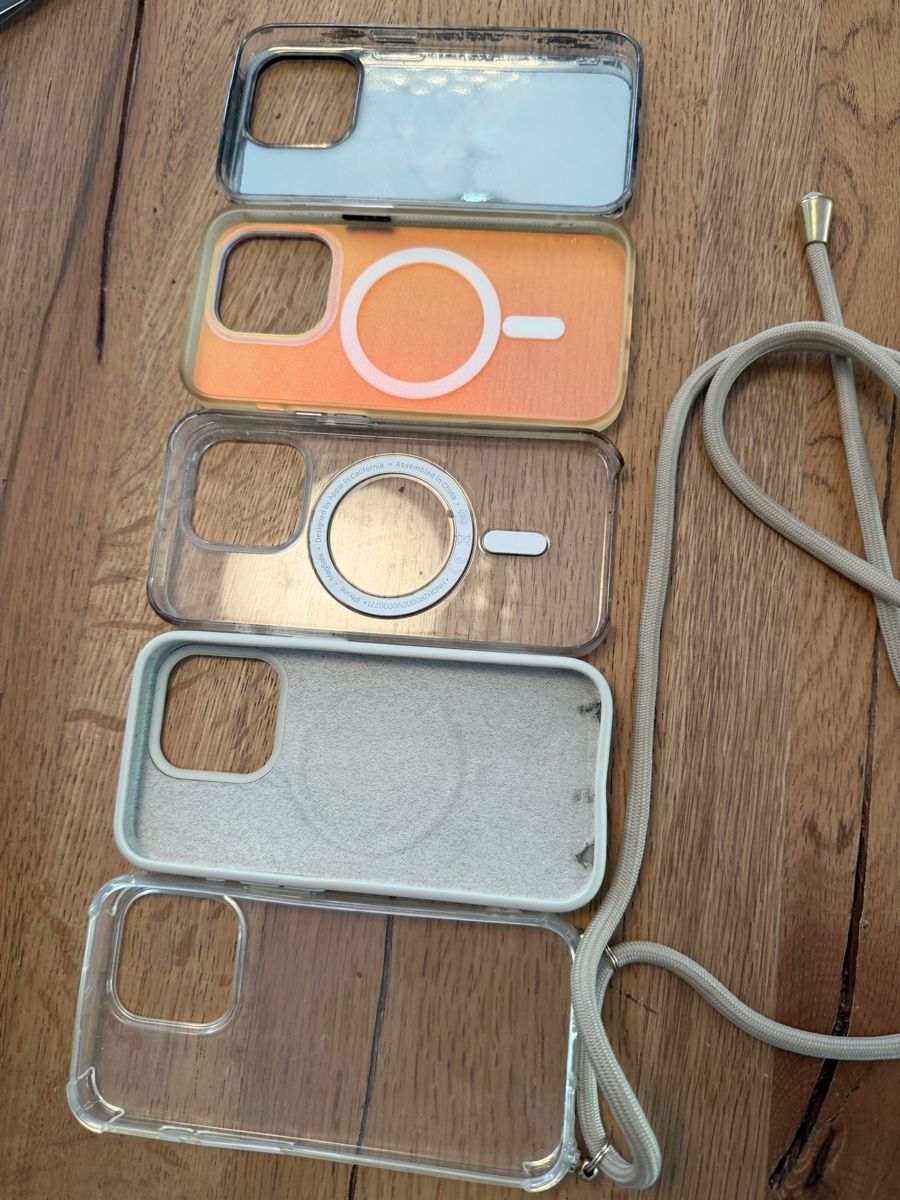 Apple Coques & Protection écran: iPhone 15 Pro Hüllen – D'occasion à Embrach par lady_t_ 1