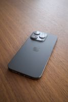 Apple iPhone 15 Pro 256GB Titan Schwarz – Guter Zustand
