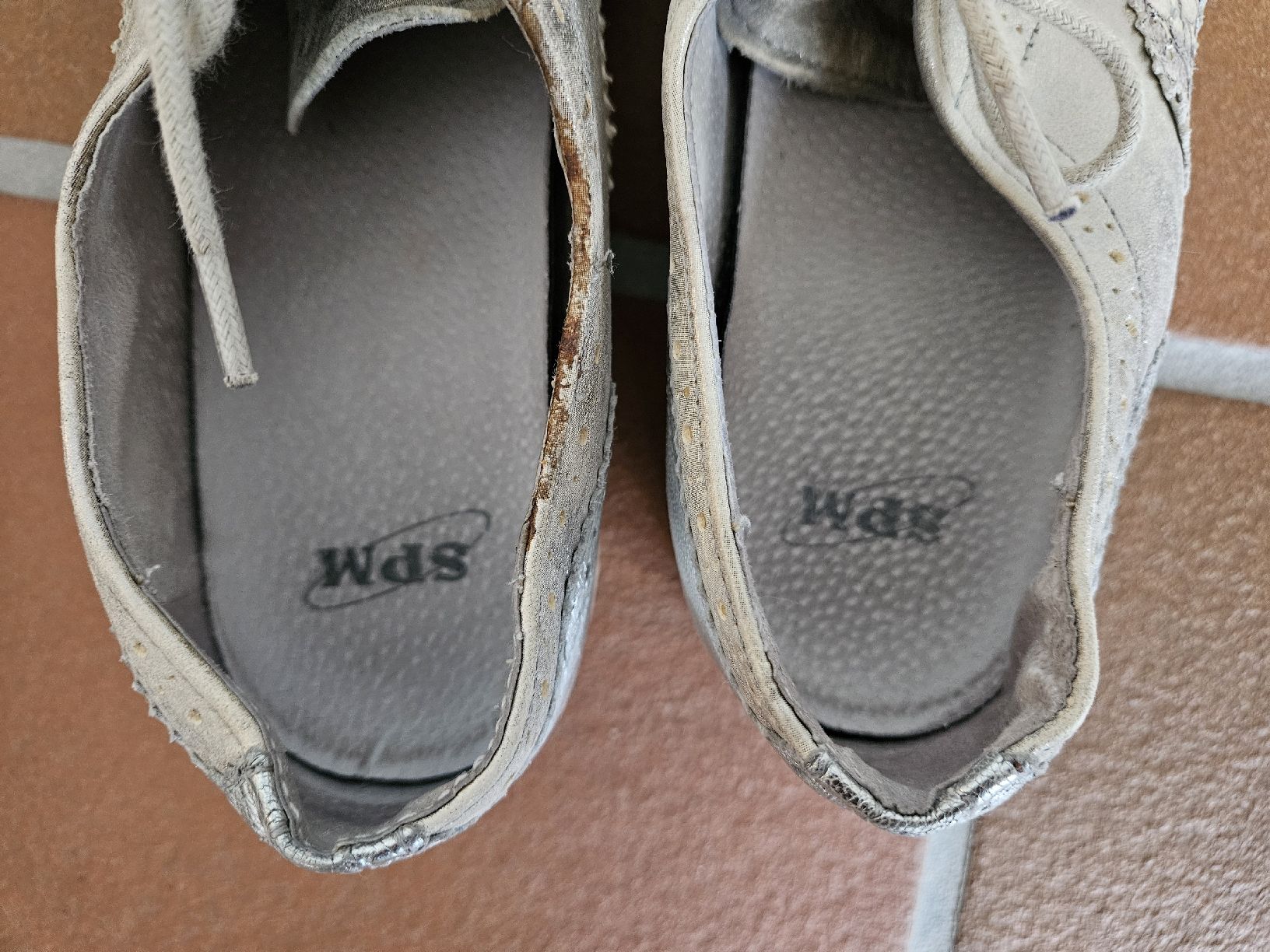 Scarpe da donna: Wds Plateau Schnürschuhe Silber – Usato da Eschenbach SG venduto da MarThu 3