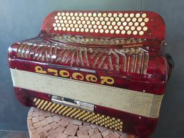 Schweizer RECORD Grandioso, 5-chörig, C-Griff