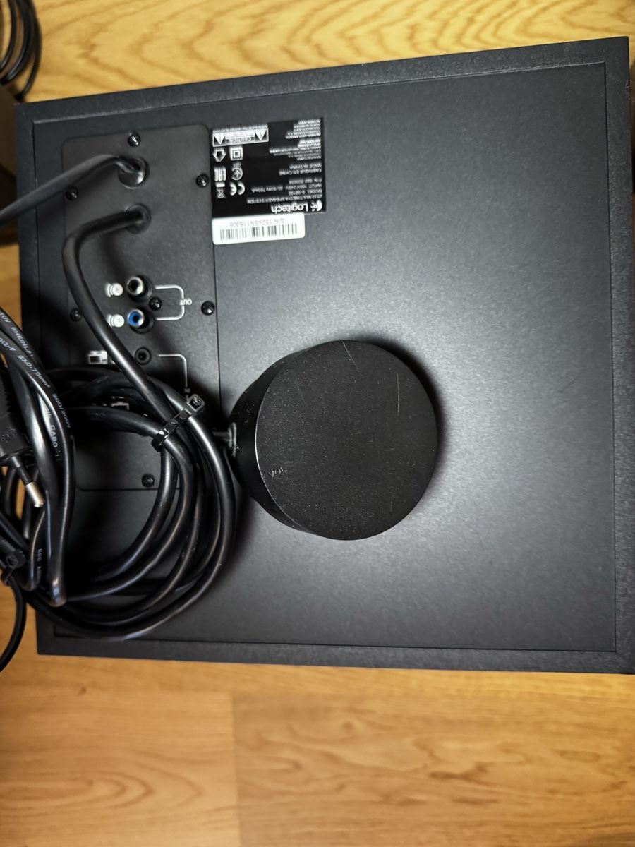 Logitech Casse acustiche: Logitech Z533 Soundsystem 2.1 - Hervorragender Klang! – Usato da Derendingen venduto da Ninten.do 2