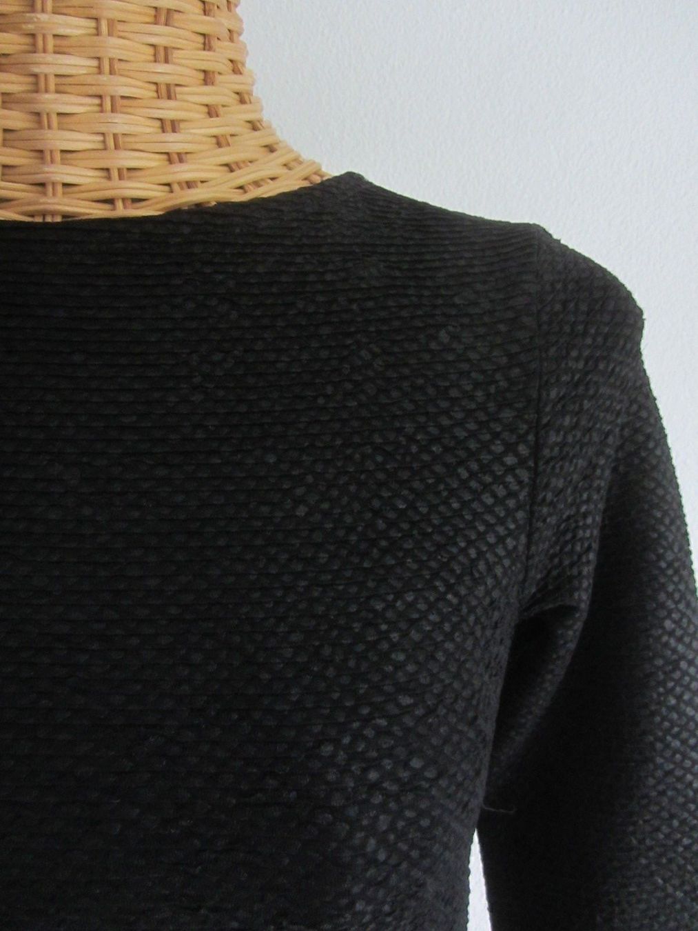 H&M T-shirts: Cropped Langarmshirt schwarz - XS – D'occasion à Zürich par Diazaio 1