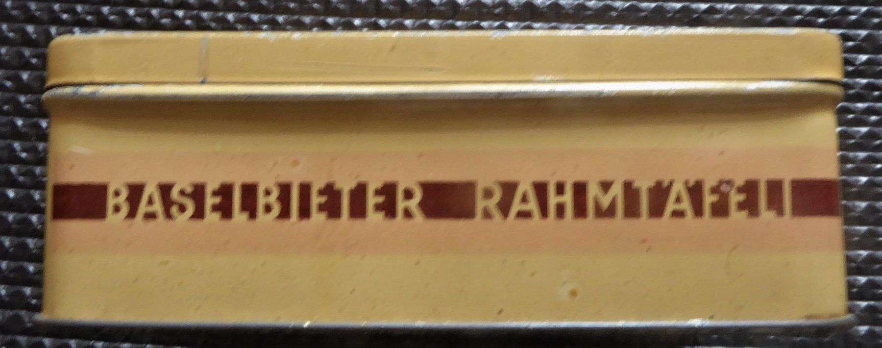Barattoli: Blechdose Baselbieter Rahmtäfeli – Usato da Schaffhausen venduto da Rosenmund 1
