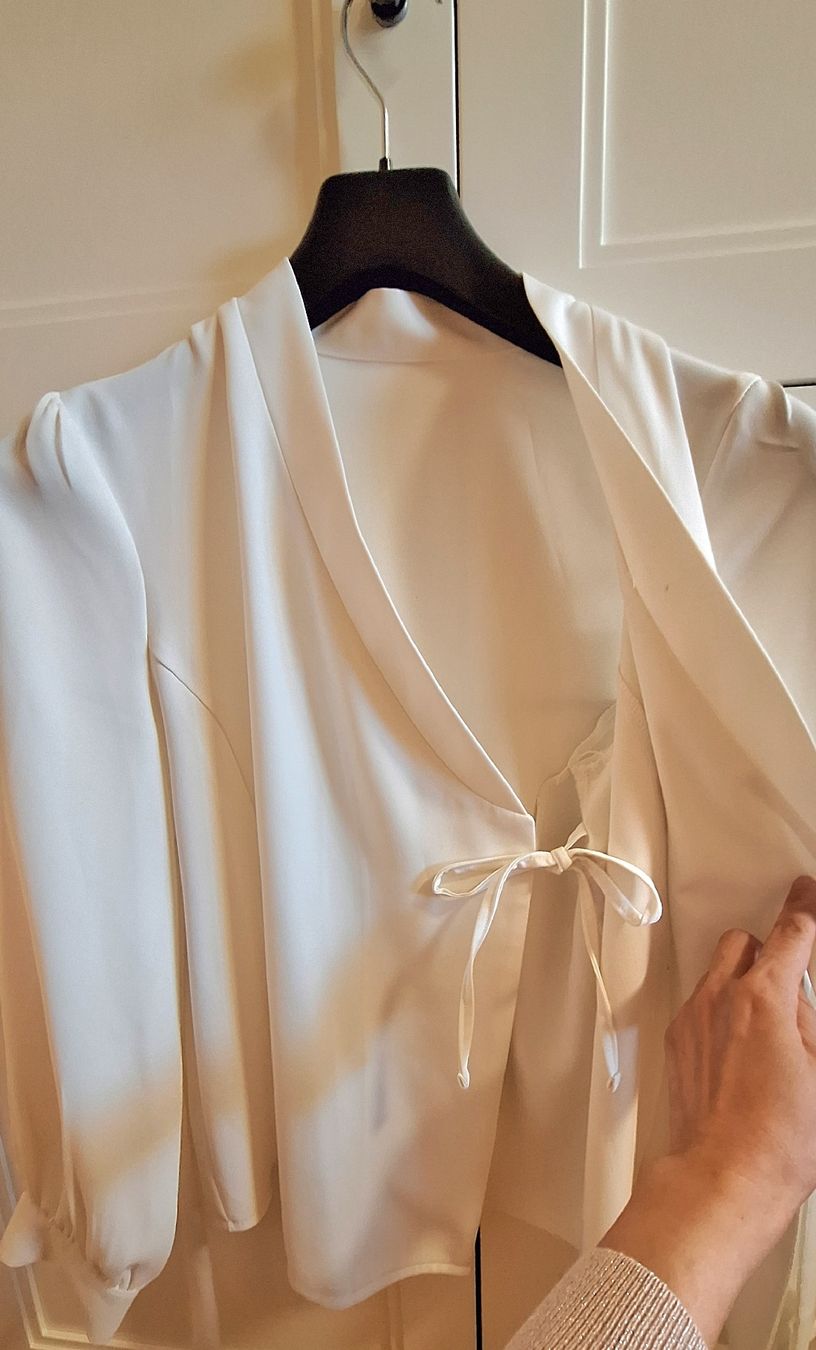 Blusen: Various han-bok blouses – Gebraucht aus Gland von Dedecop2 1