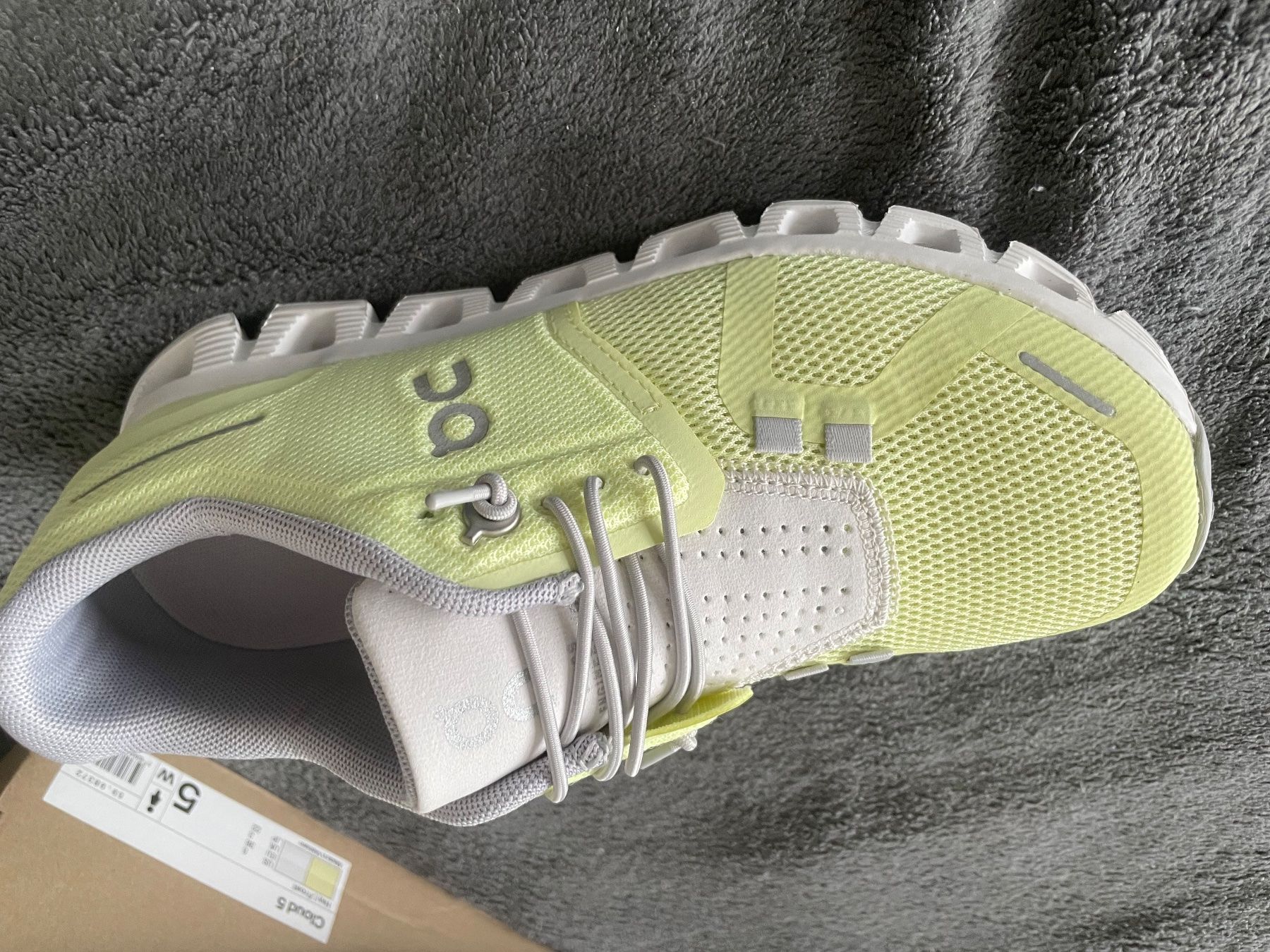 On Scarpe da donna: On Cloud Laufschuhe Sportschule – Nuovo (secondo la descrizione) da Flüelen venduto da AU10