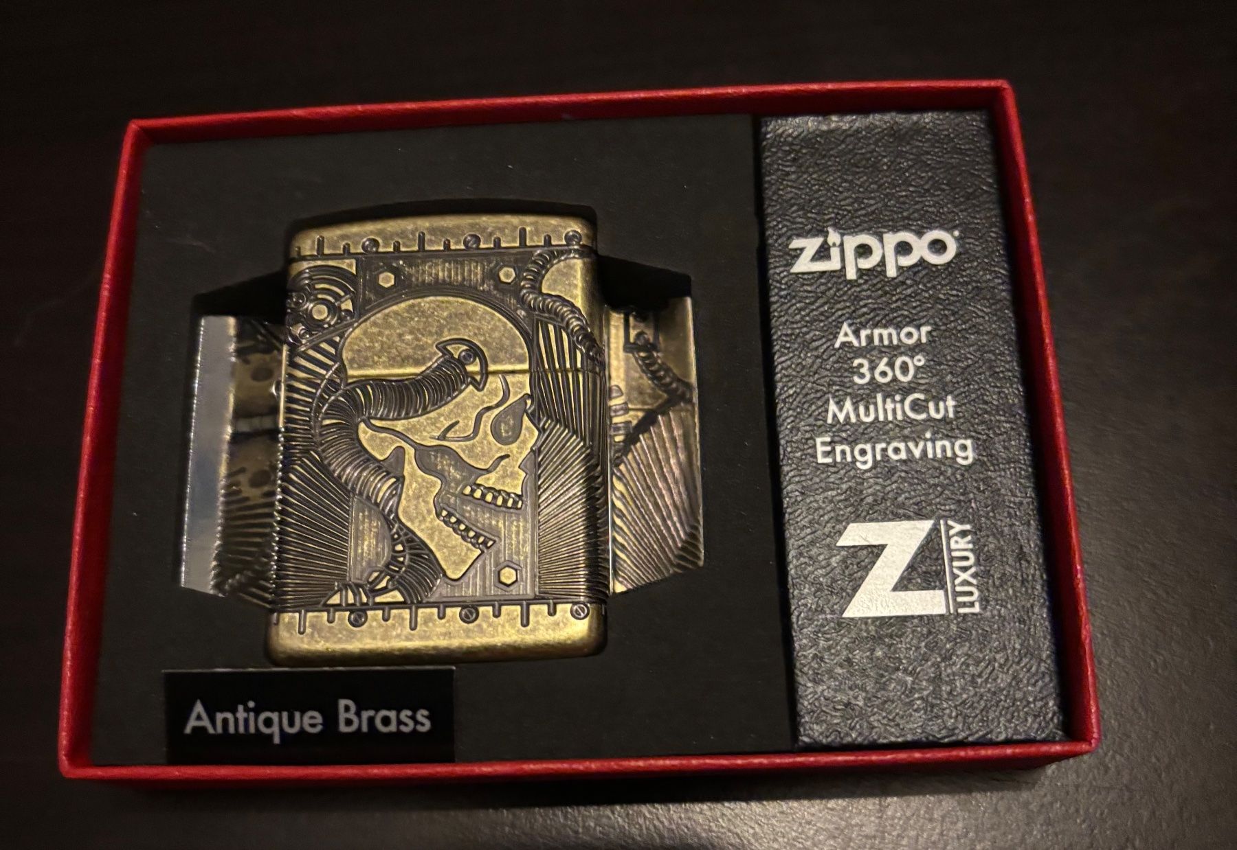 Zippo Accendini: Magnifique ZIPPO – Usato da lausanne venduto da helderj 5