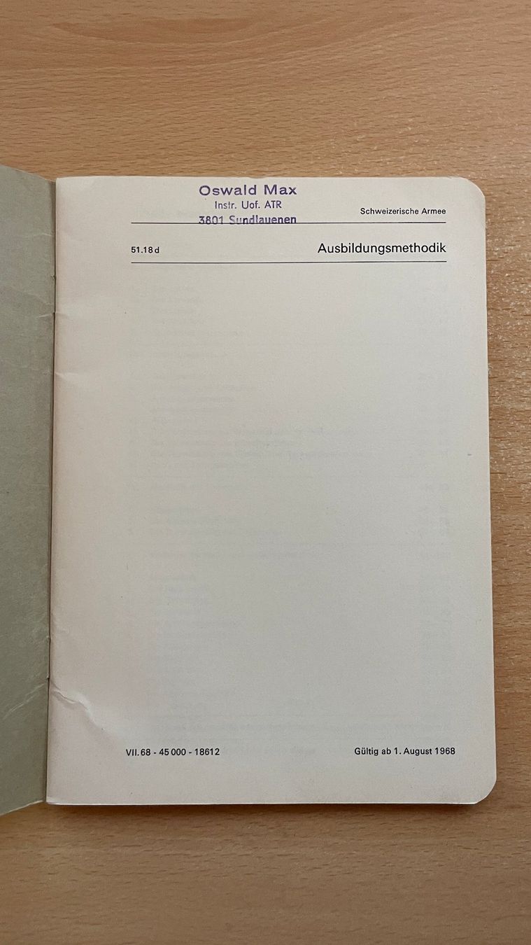 Libri: Schweizer Armee Ausbildungsmethodik 1968 51.18 d – Usato da Glattfelden venduto da cybermaxx 1