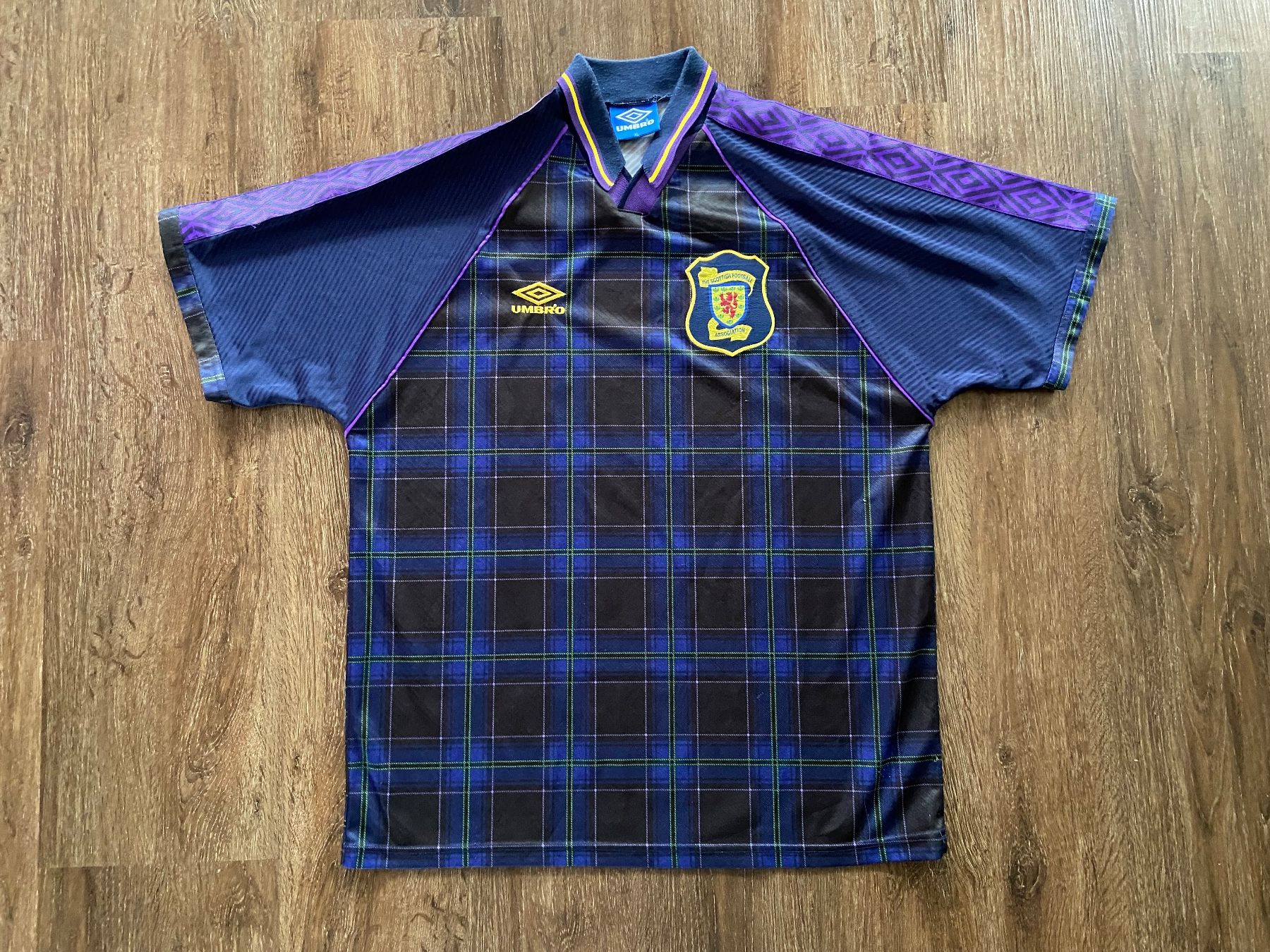 Umbro Canottiere & Pantaloni: Schottland Trikot 1994 Gr. XL – Usato da Muttenz venduto da bargain_hunter