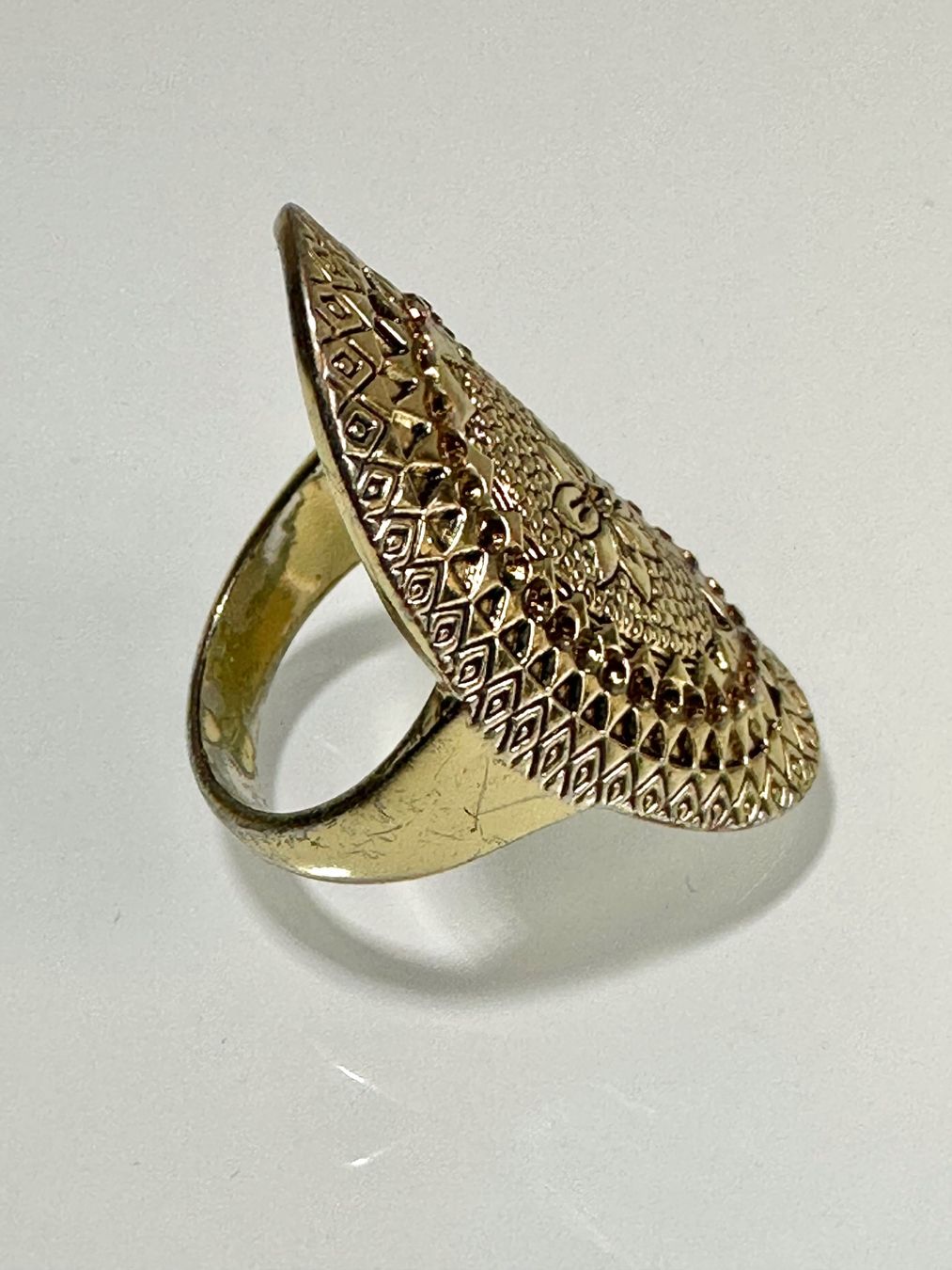 Anelli: Messingfarbener Ring mit hübschem Muster – Usato da Bern venduto da Fraeuleinhonig 6