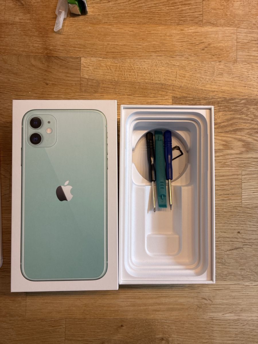 Apple Handys / Smartphones: iPhone 11 Packung  – Gebraucht aus Oberrindal von Darmando 1