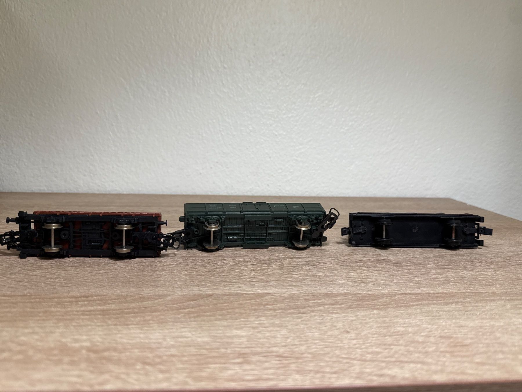 Lima Modellini di ferrovie: Lima 3x Güterwagen (113) – Usato da St-Aubin-Sauges venduto da Lo_Go 1