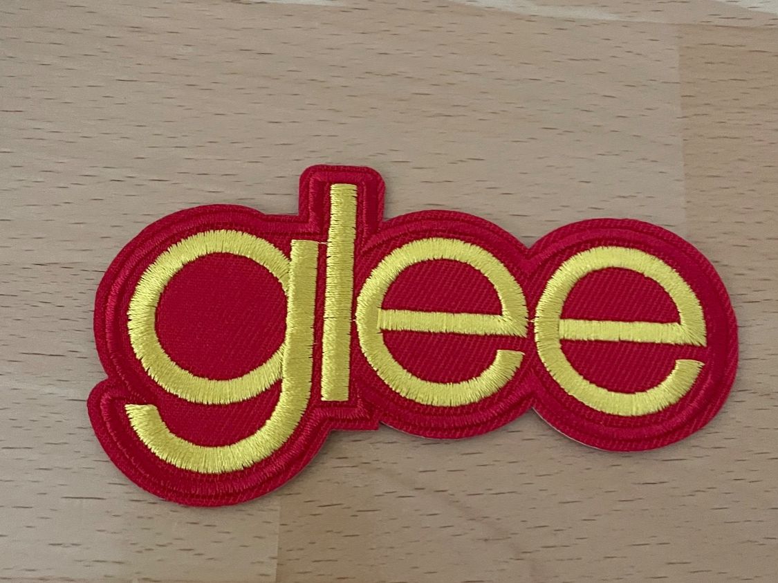 Toppe: Glee Patch Sticker Aufnäher 1207 – Nuovo (secondo la descrizione) da Horn venduto da abutre72