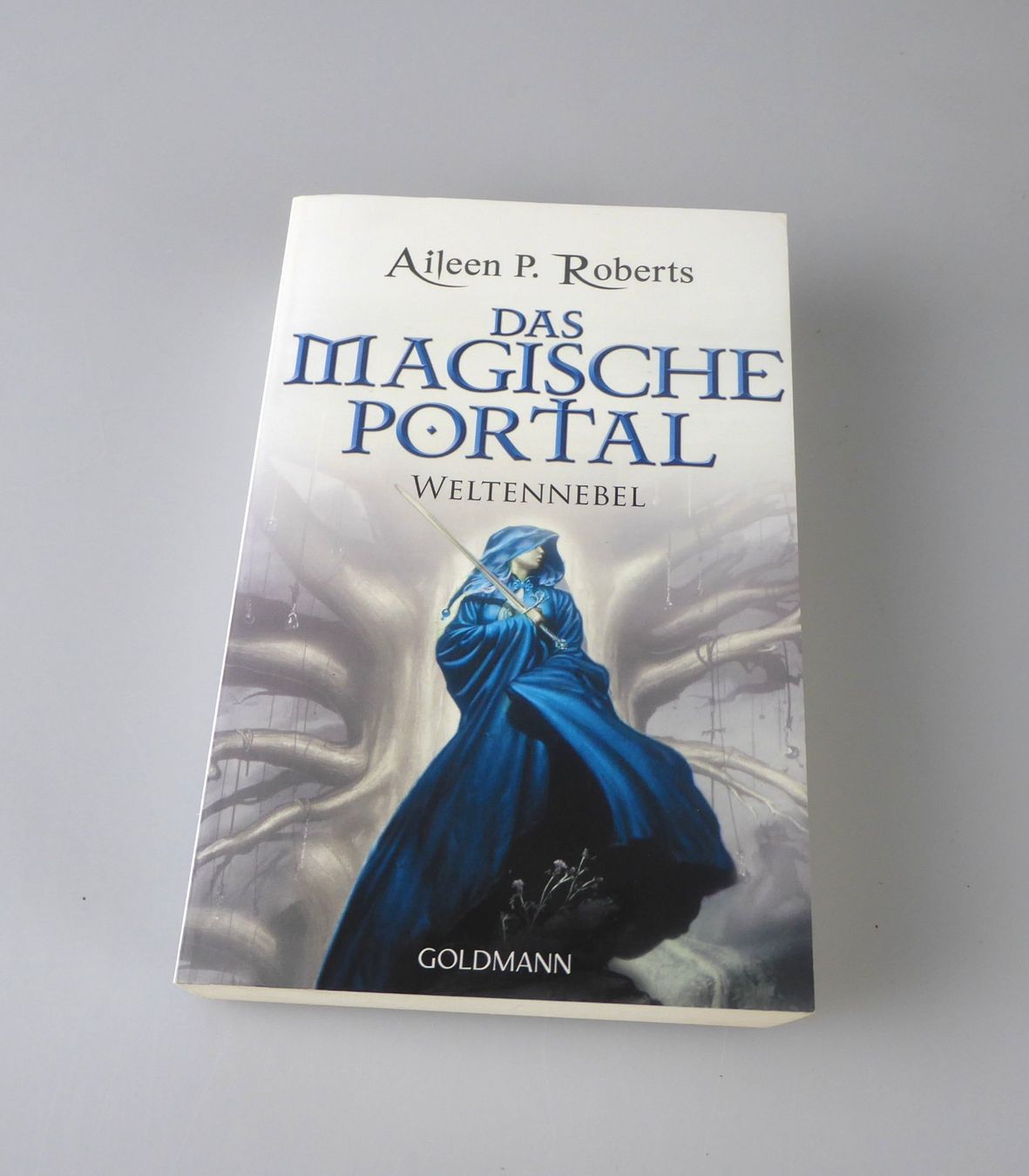 Libri: Aileen P. Roberts Weltennebel Trilogie – Usato da Volketswil venduto da brockipfannenstil 1