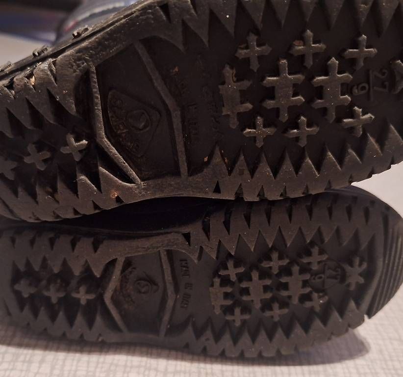 Scarpe per ragazzi: Gefütterte Stiefel Gr 27 – Usato da Winterthur venduto da ste_5ncm 2