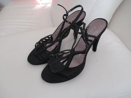Ungetragene, neue High Heels