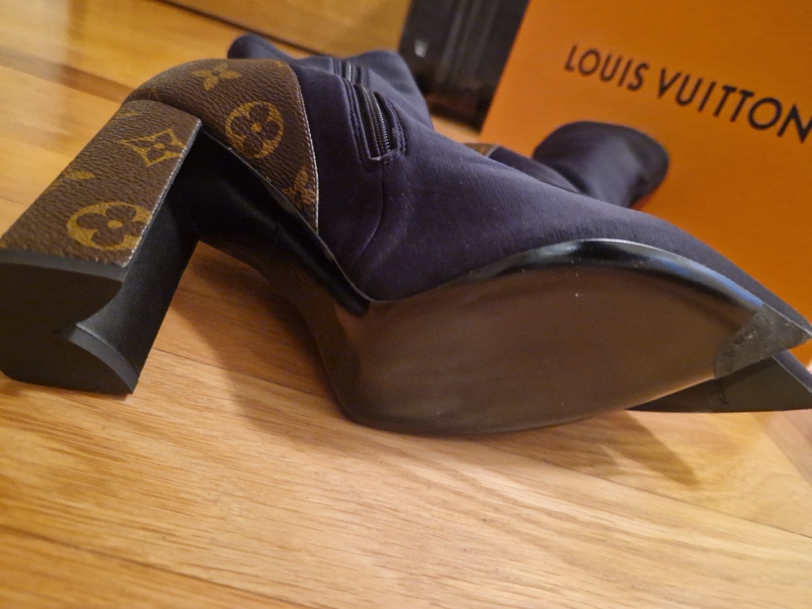 Scarpe per cavalli: Louis vuitton bottes – Nuovo e nell'imballaggio originale da Echandens venduto da insta_gram 3