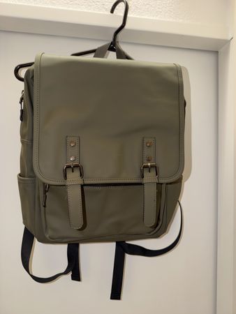 Rucksack neu