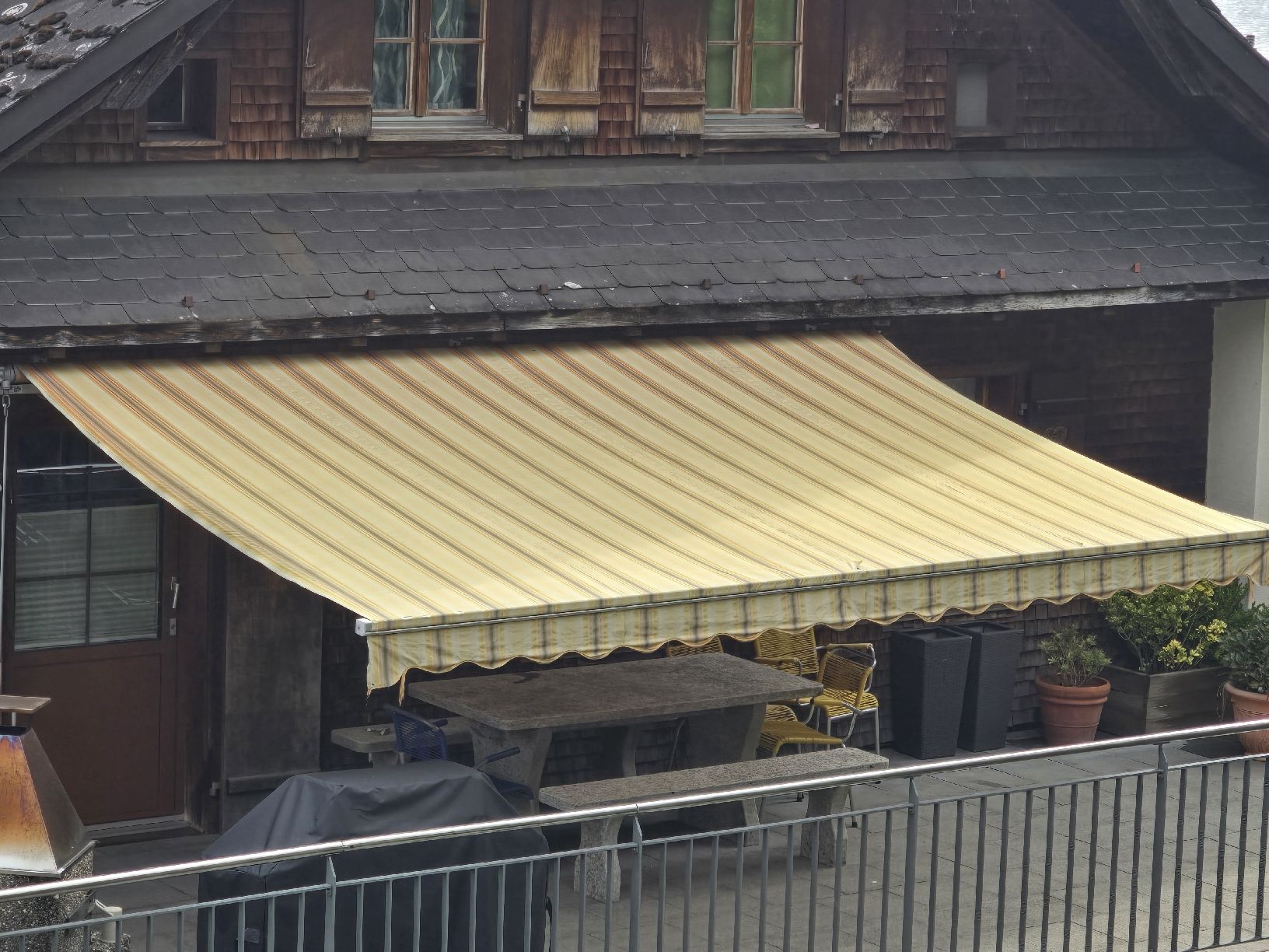 Tende da sole: Markise Arabella mit GS-Zeichen – Usato da Beckenried venduto da saranawi
