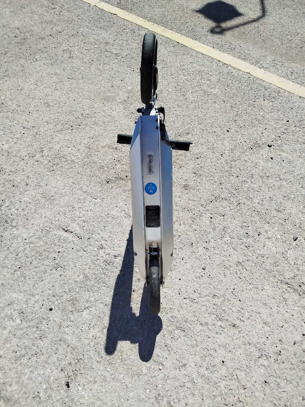 Kickboard: Oxelo Scooter Silver 200mm Wheel Good Condition – Nuovo (secondo la descrizione) da Buchillon venduto da wil_9nc8 3