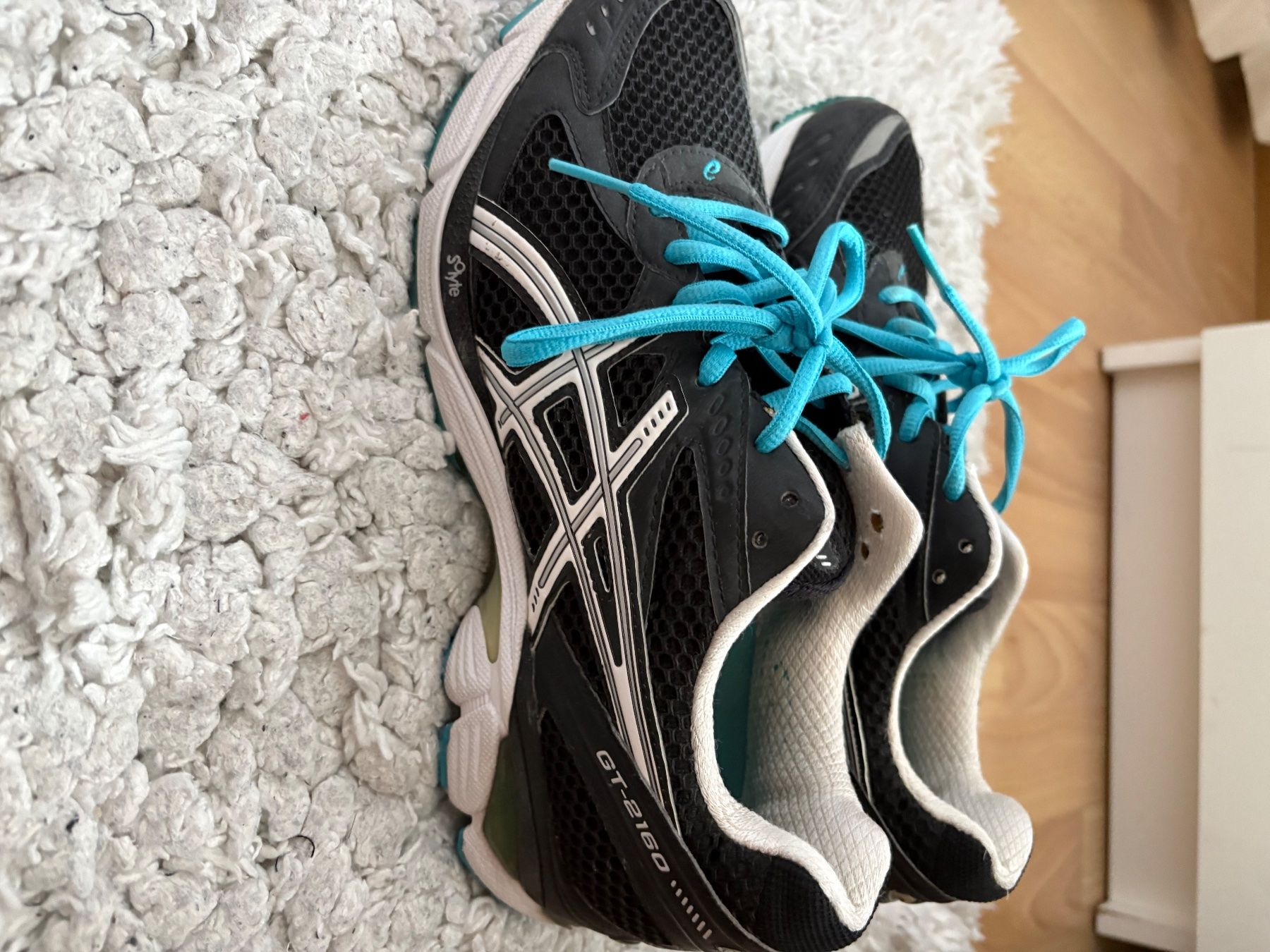 Asics Chaussures hommes: Sneakers – D'occasion à Zunzgen par mel_y6w2 4