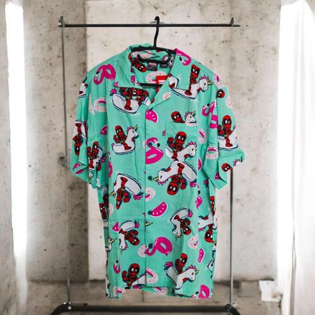 Mega witziges Deadpool Hawaii Hemd mit Einhorn und Flamingo