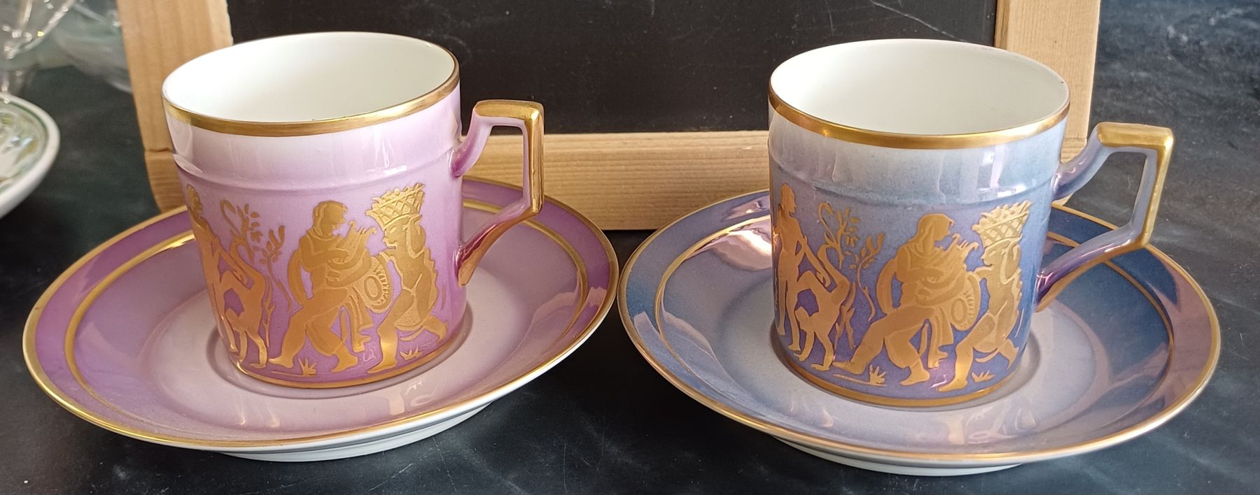 Tazze: Morbelli Tassen mit Gold – Usato da Merenschwand venduto da Brockinell
