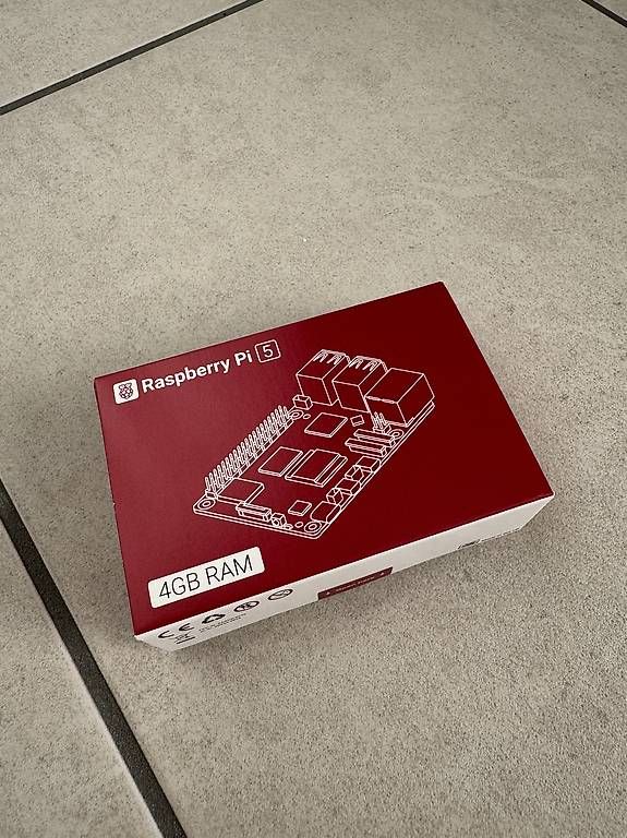 Raspberry Pi PCs: HutoPi Raspberry Pi 5 Starter Kit - 4GB version – Neuf avec emballage d'origine à Strengelbach par MXNX55 2