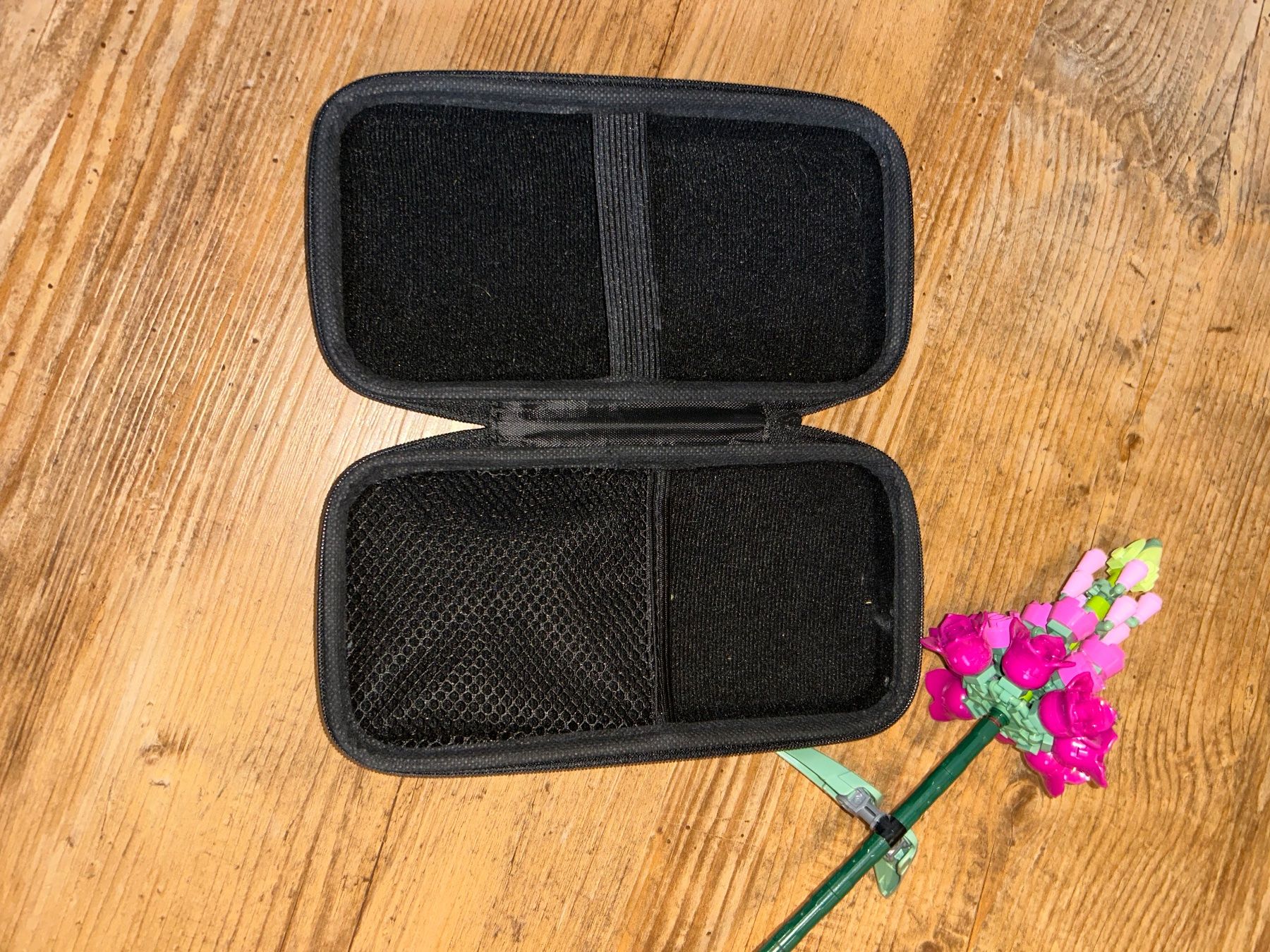 Covers & Borse: Hard-Case 21x11 cm – Usato da Safenwil venduto da 2hand_aber_wertvoll 1