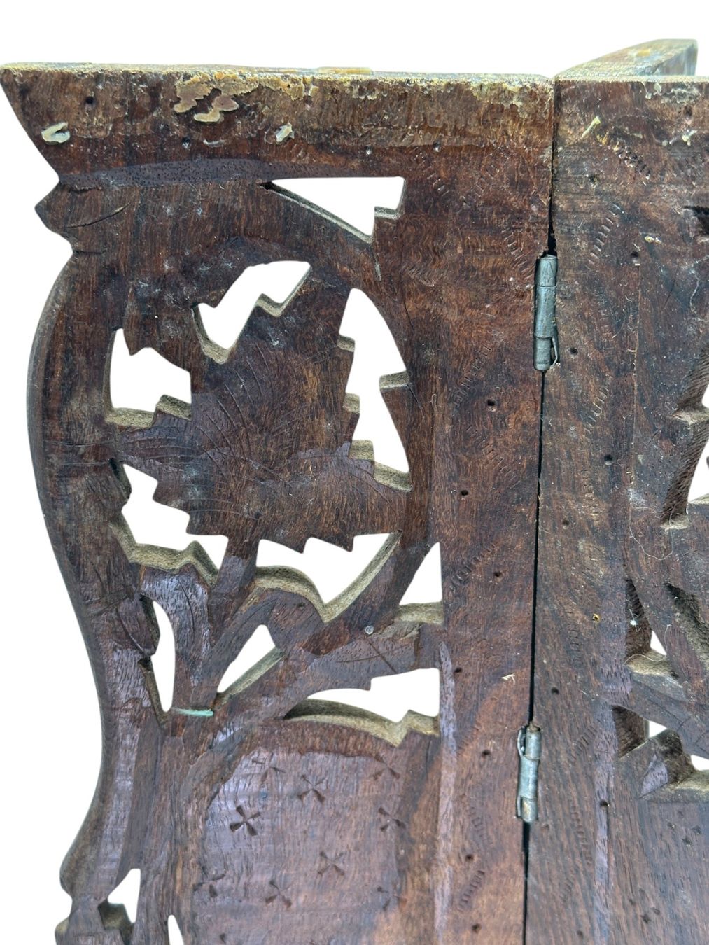 Tische: Table pliante antique birmane sculptée bois de palissandre – Gebraucht aus Morges von objetsdepoque 9