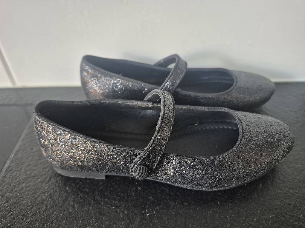 Scarpe per ragazze: Ballerinas gr 32 – Usato da Amsoldingen venduto da kaimhof