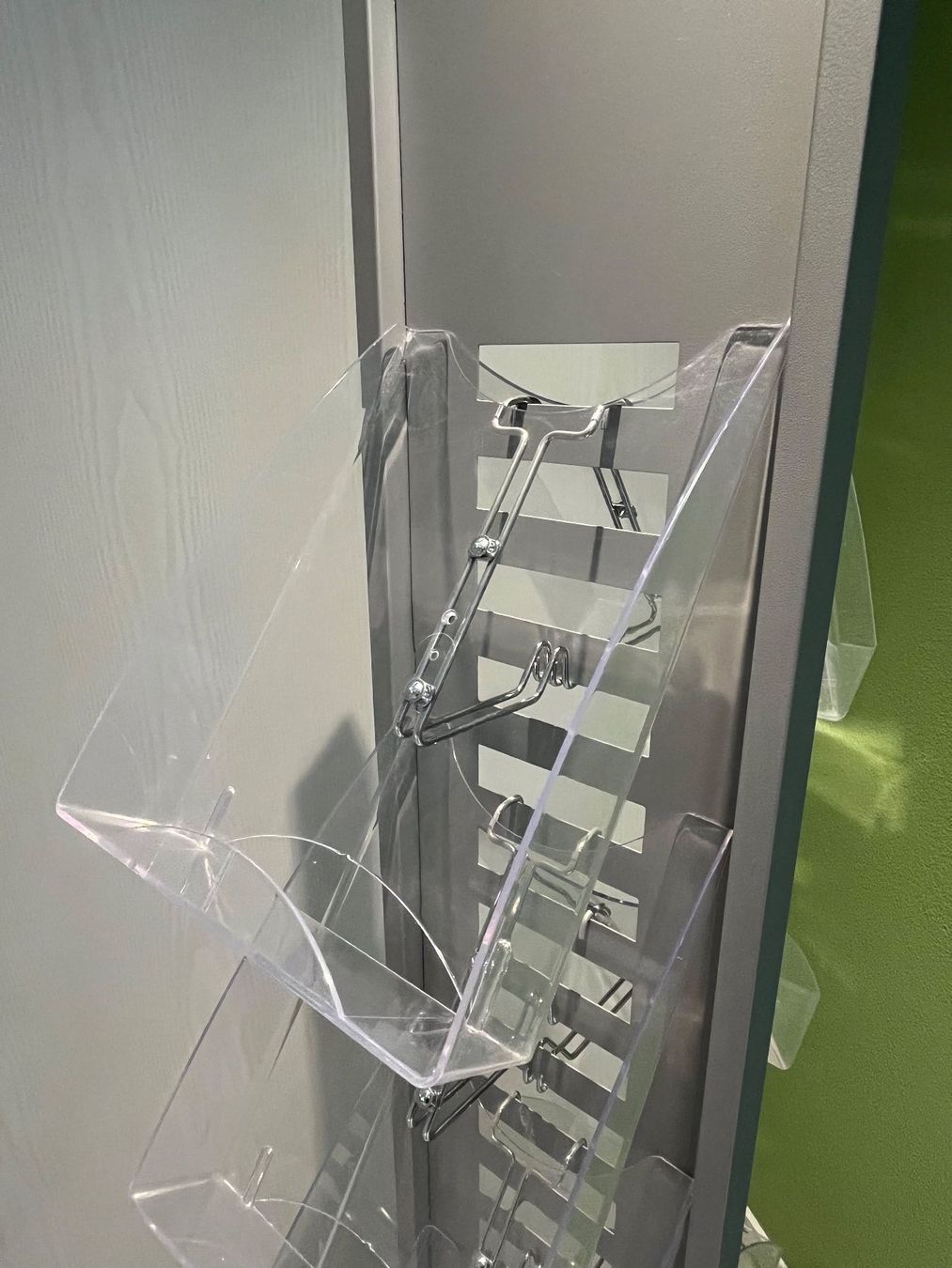 Altro per la casa: A4 Prospektständer Silber – Usato da Wolhusen venduto da ram_mvr6 3